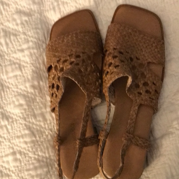 Sesto Meucci Shoes - Women's Brown Woven Sandals Sesto Meucci leather sandals New. 7.5 C